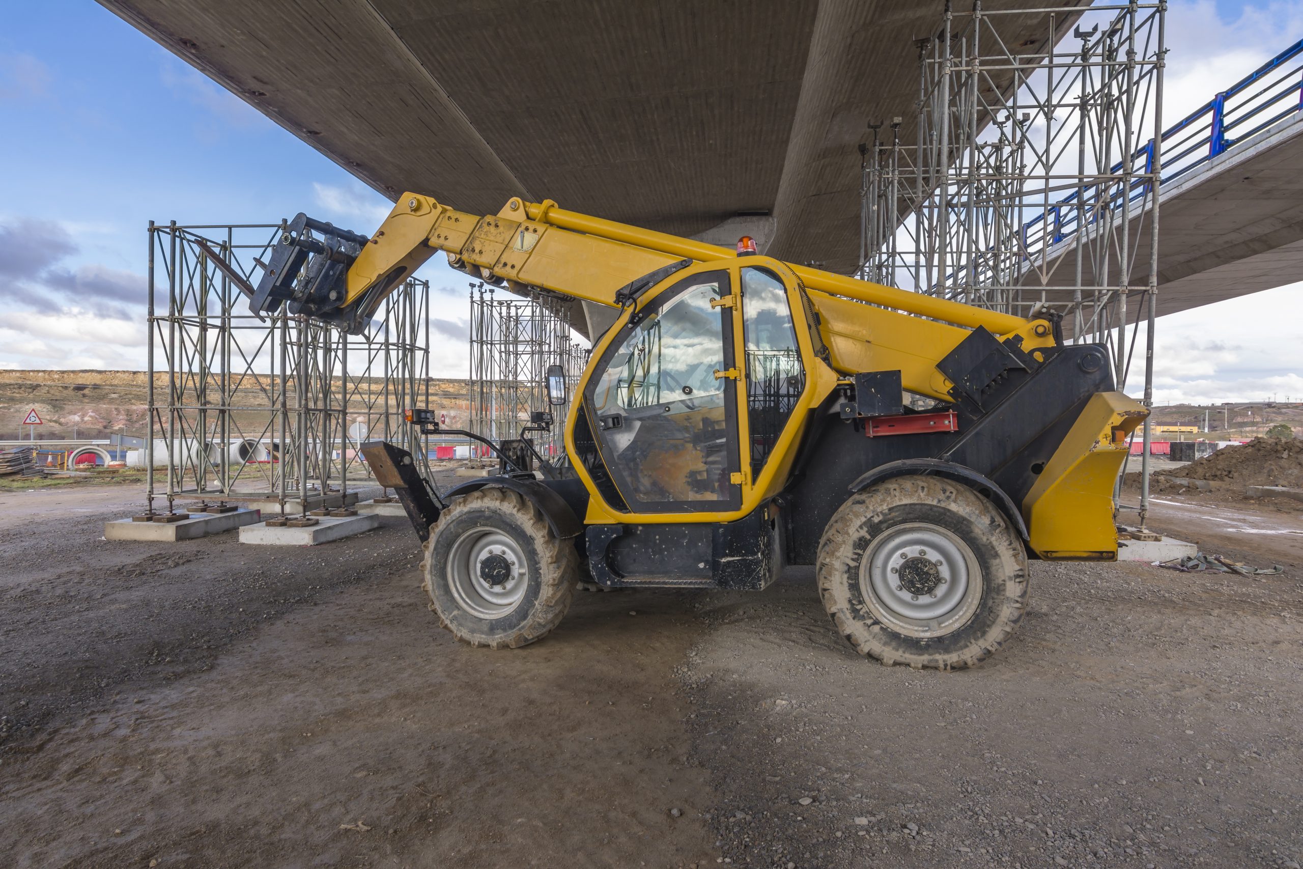 Telehandler (Variable Reach Forklift)