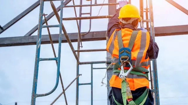Fall Protection Fundamentals – Working at Heights
