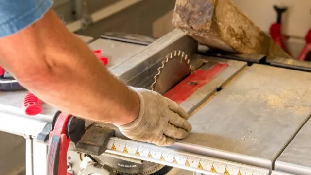 Caught-In/Between Hazards in Construction Environments