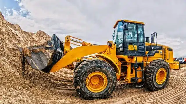 Bulldozer (Track & Wheel Dozers) – Operator Safety (CAN)