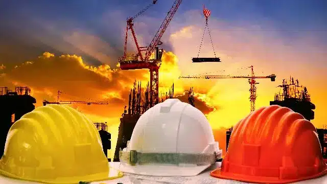 Crane Safety in Industrial and Construction Environments