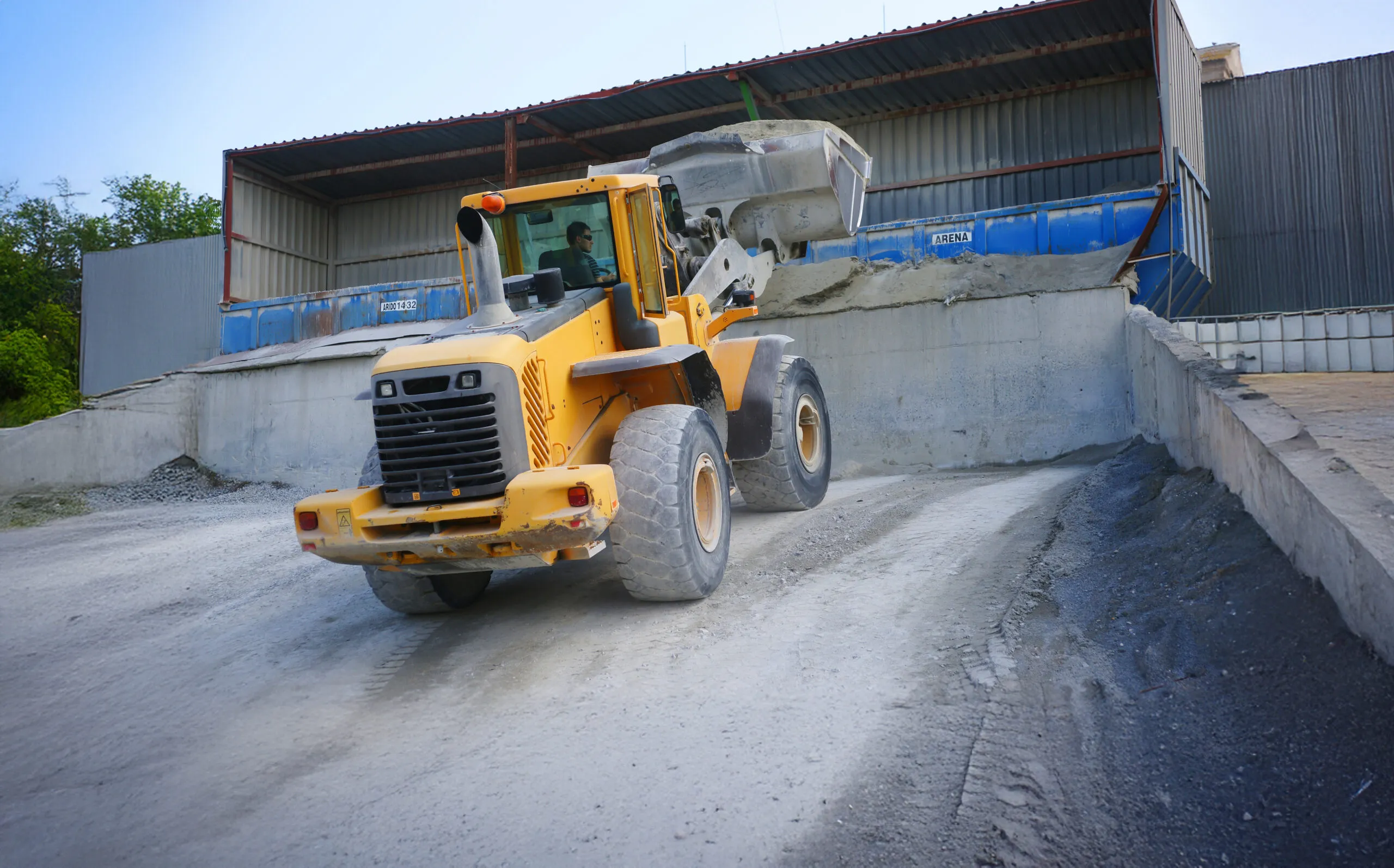 Front End Loader Safety (CAN)